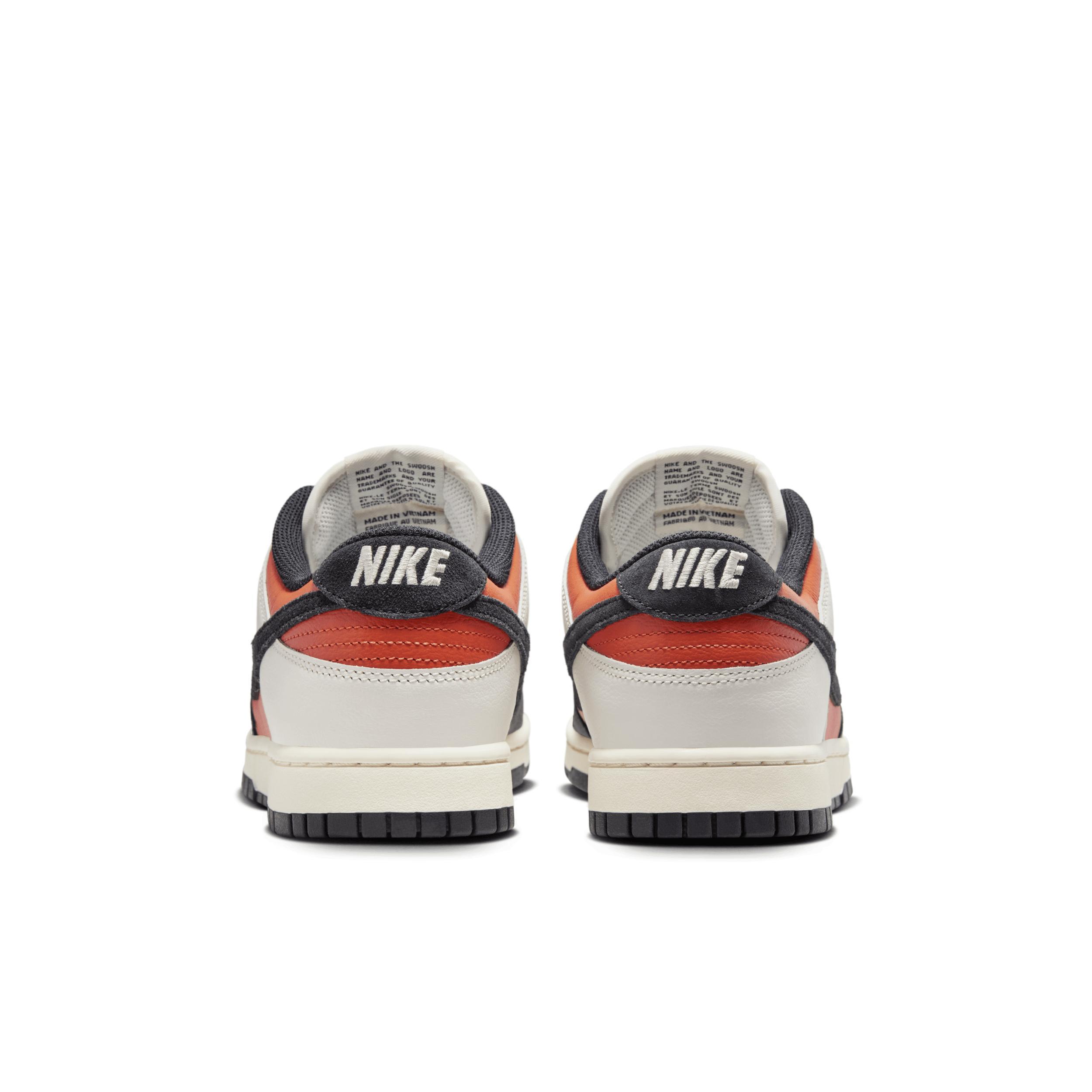 Nike Men's Dunk Low Retro SE Leather/Suede Shoes Product Image