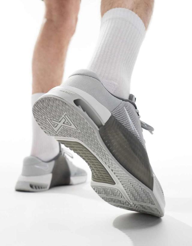 Nike Training Metcon 9 sneakers in light gray Product Image