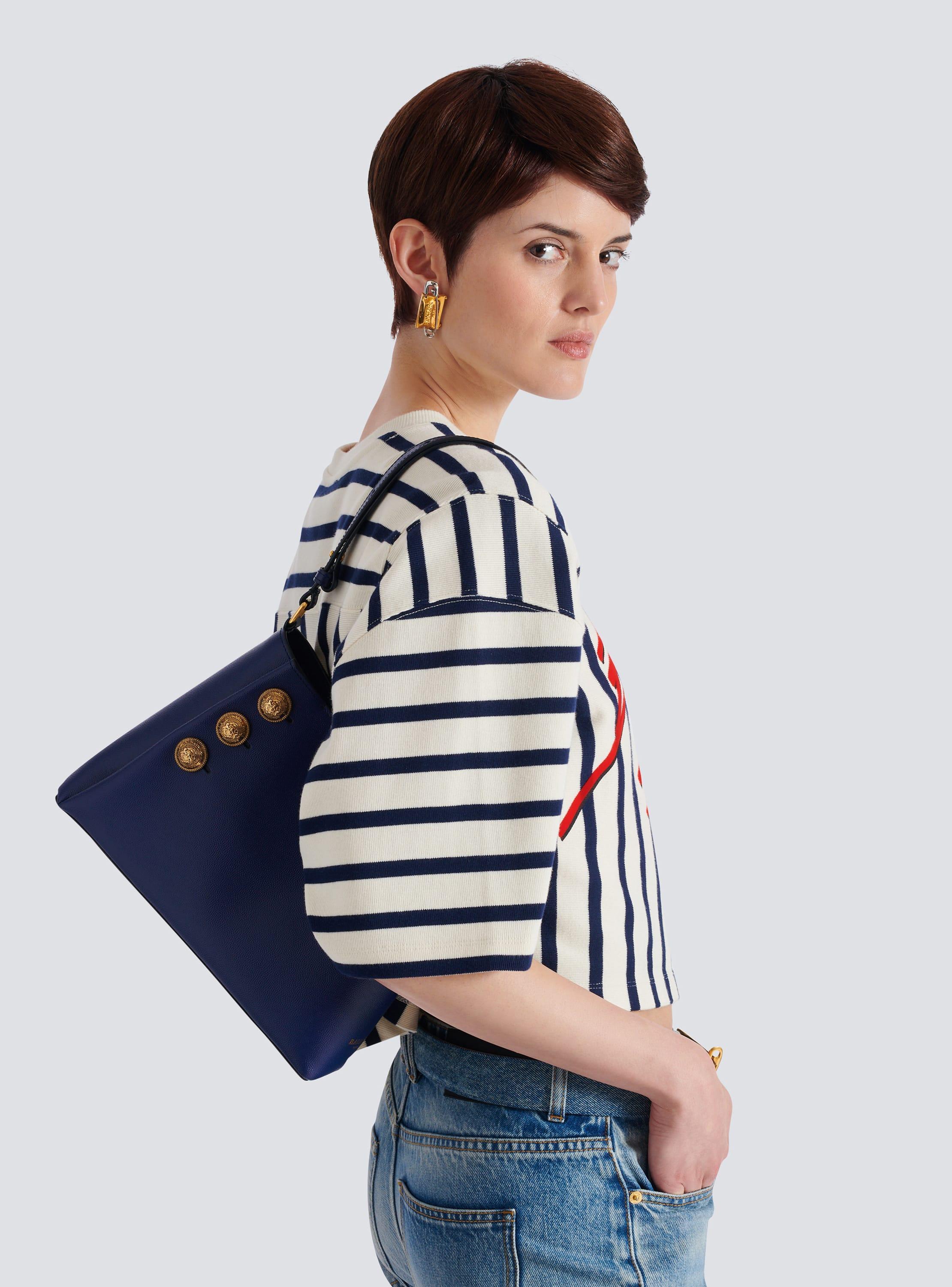 Emblème Shoulder bag in grained calfskin Product Image