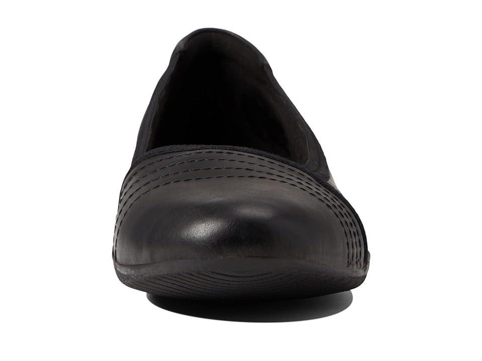 Clarks Sara Erin Leather) Women's Shoes Product Image