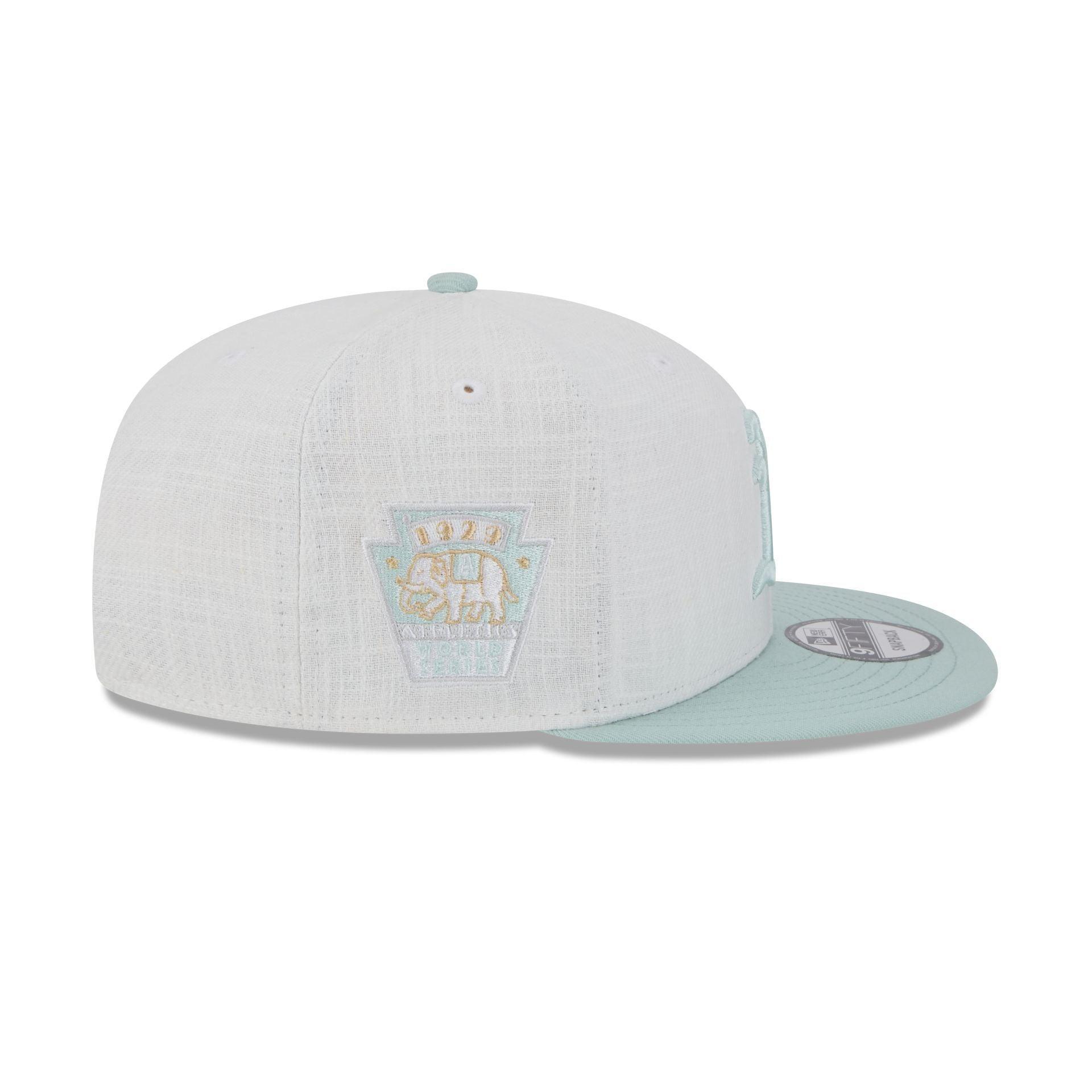 Oakland Athletics Minty Breeze Logo Select 9FIFTY Snapback Hat Male Product Image