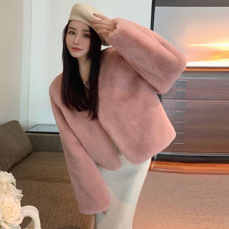 V-Neck Plain Faux Fur Fluffy Crop Coat Product Image