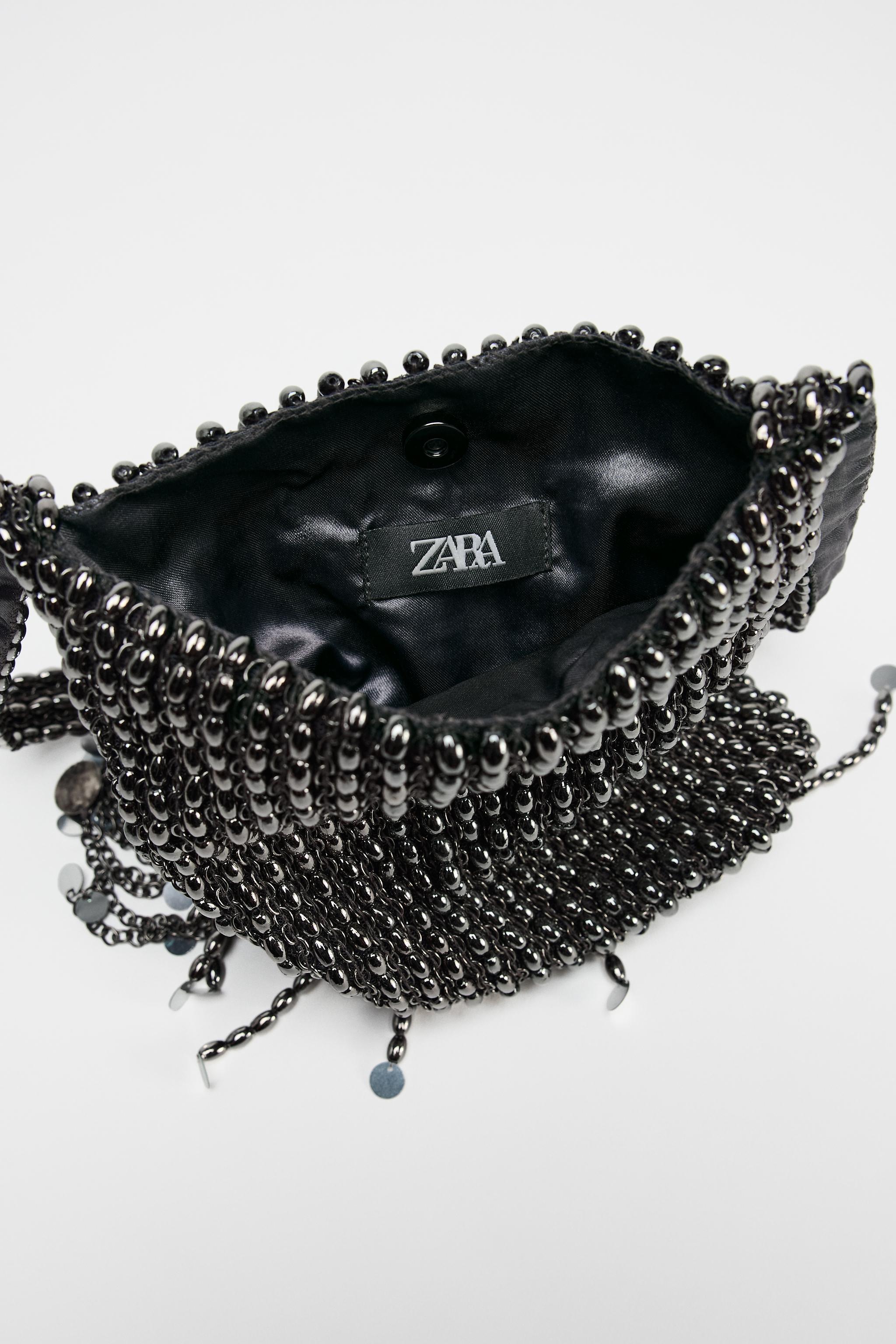 METAL APPLIQUÉ SHOULDER BAG Product Image