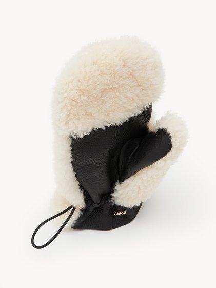 Shearling mittens Product Image