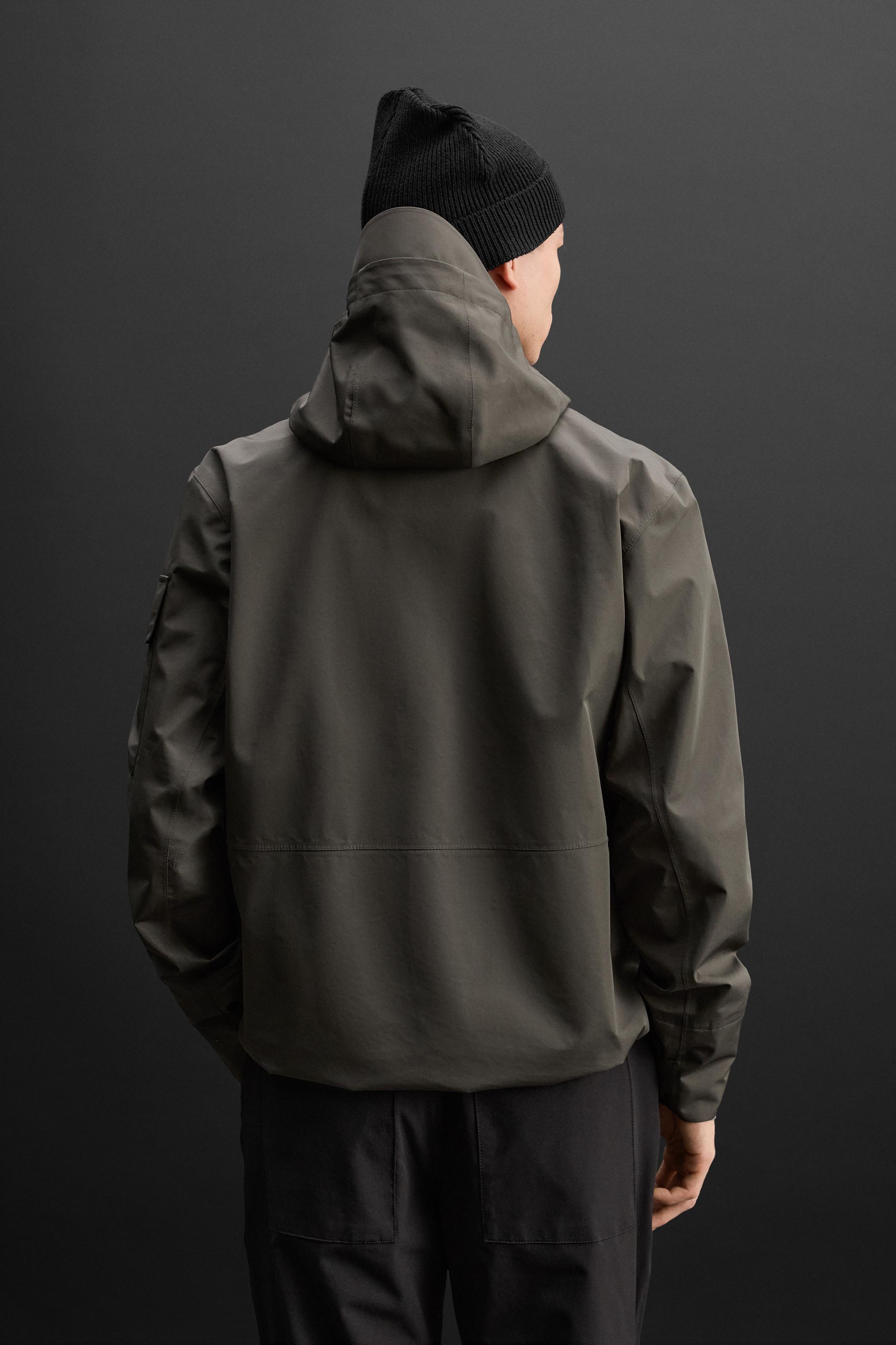 UTILITY POCKET JACKET X HELEMENT Product Image