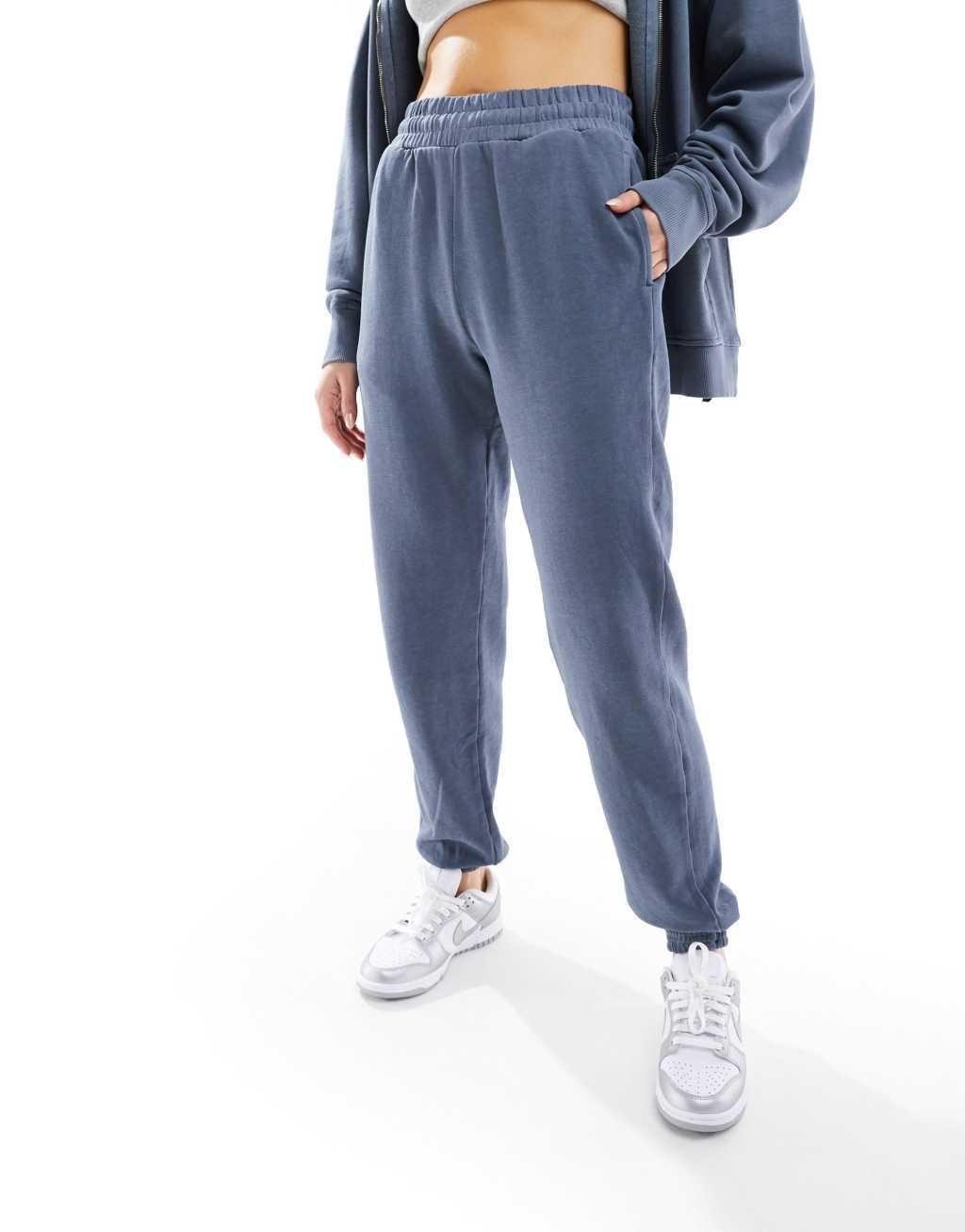 ASOS 4505 oversized fleece training sweatpants in slate blue wash Product Image