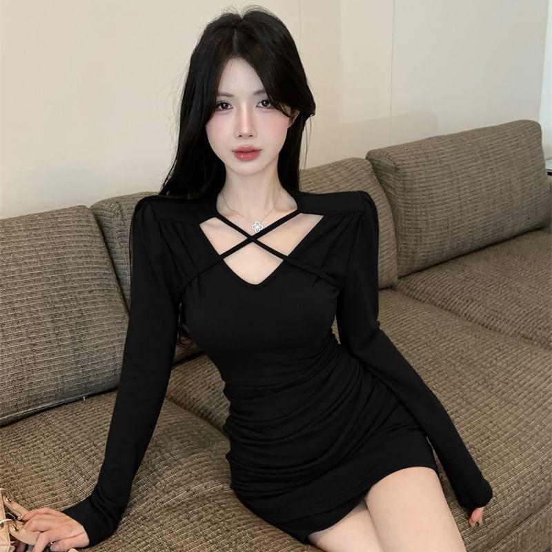 Long-Sleeve V-Neck Plain Mini Bodycon Dress Product Image