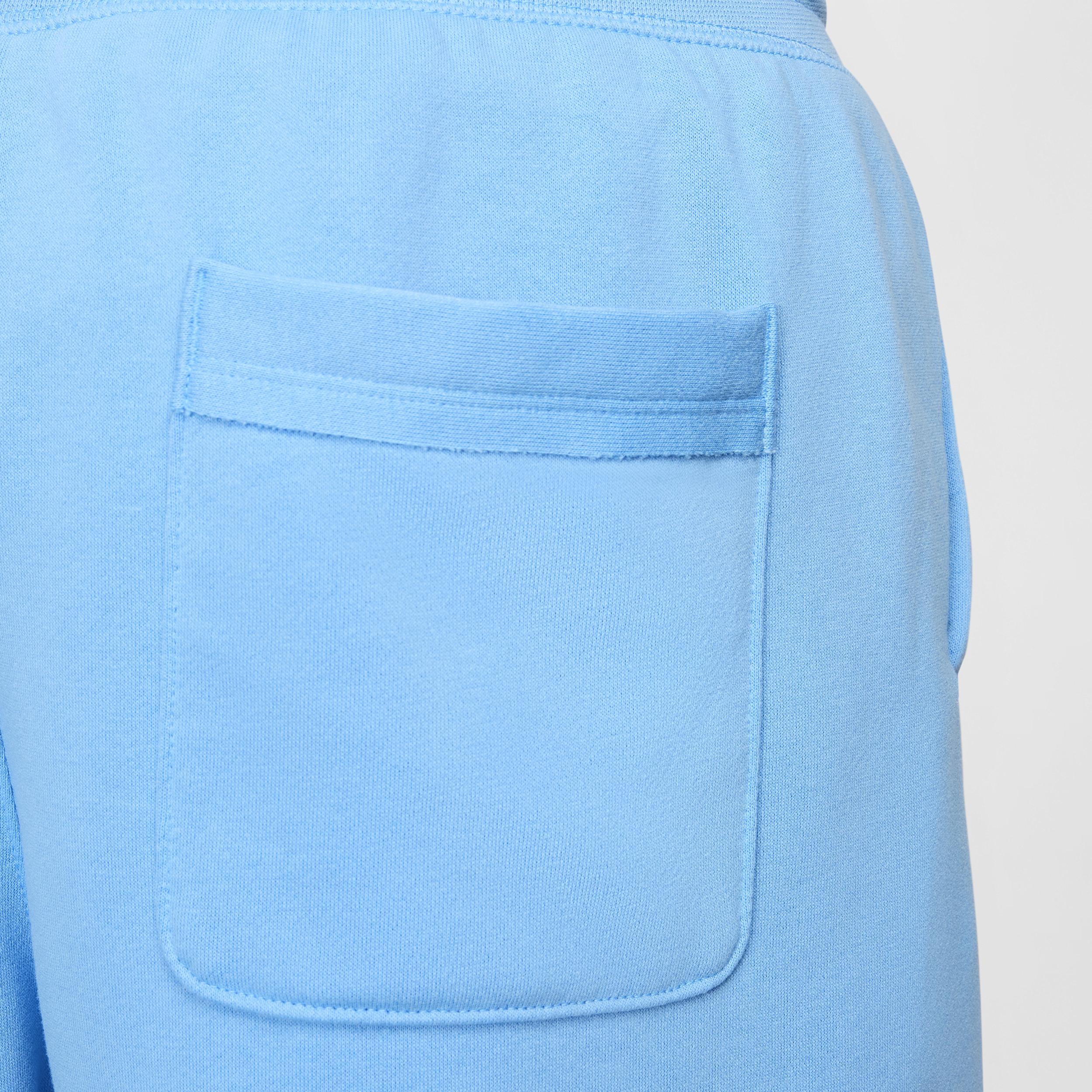 Nike Men's Club Alumni French Terry Shorts Product Image