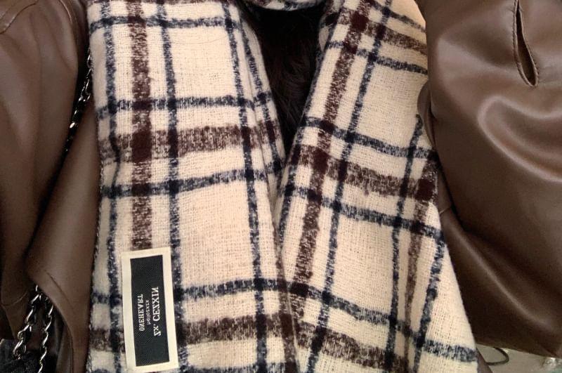 Plaid Fringed Scarf product image