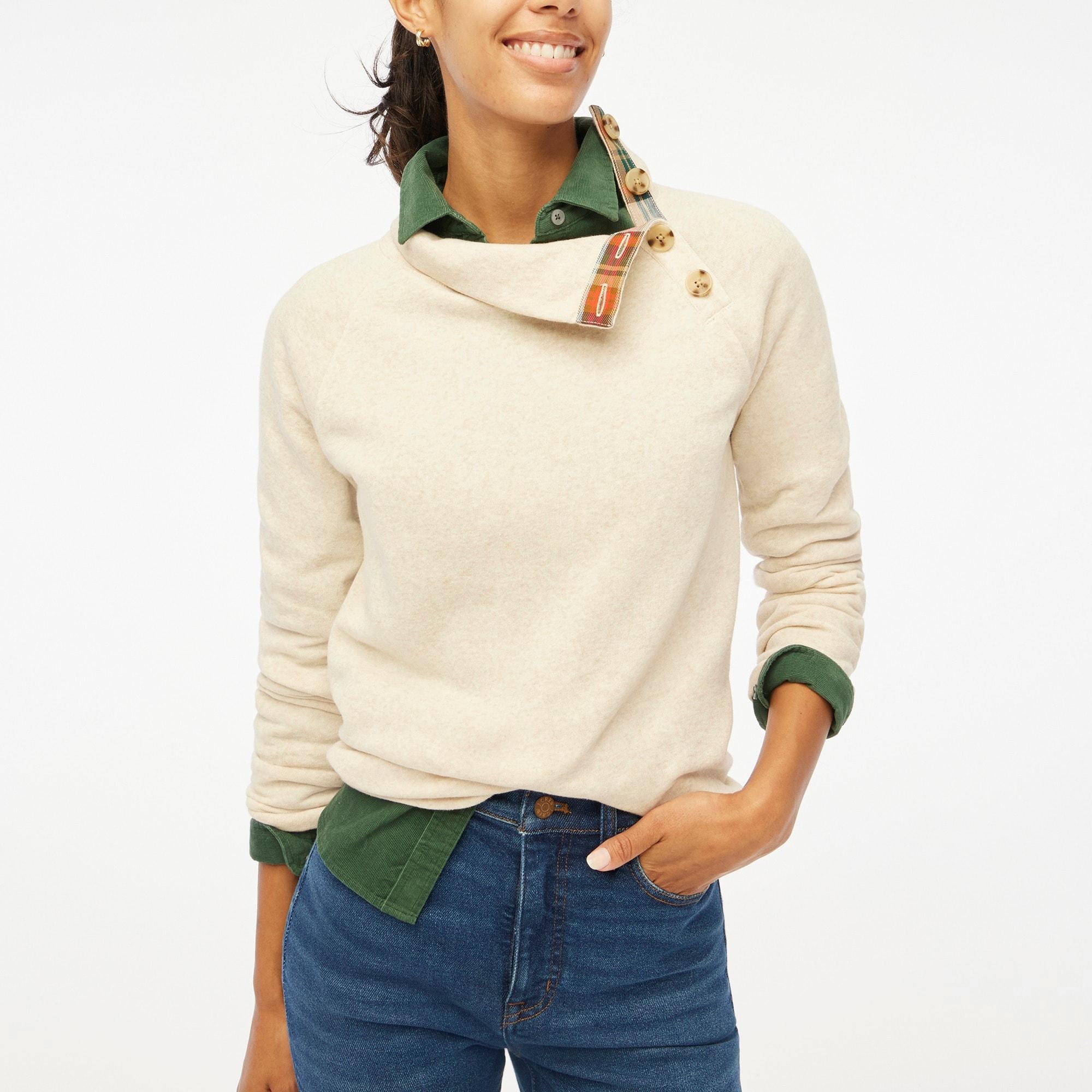 Wide button-collar pullover sweatshirt Product Image