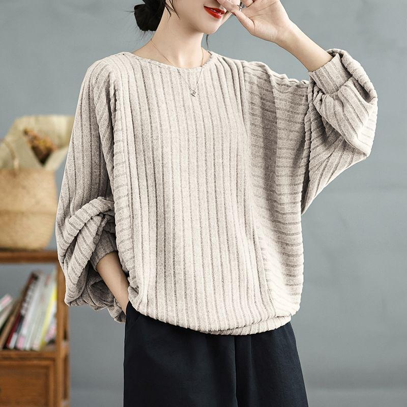 Batwing-Sleeve Crew Neck Plain Pullover Product Image