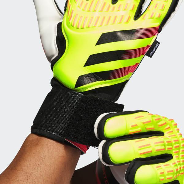 Predator Match Fingersave Goalkeeper Gloves Product Image