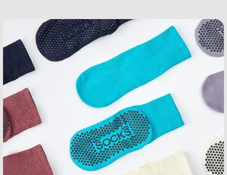 Striped / Plain Yoga Socks Product Image