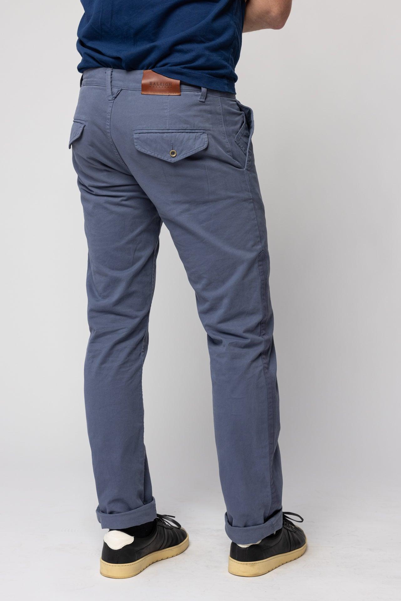 Rowan Tapered Trouser | Overcast Male Product Image