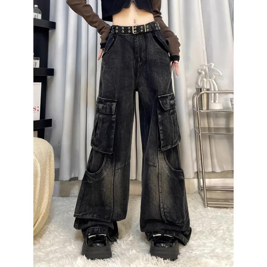 Low Rise Washed Wide Leg Cargo Jeans Product Image