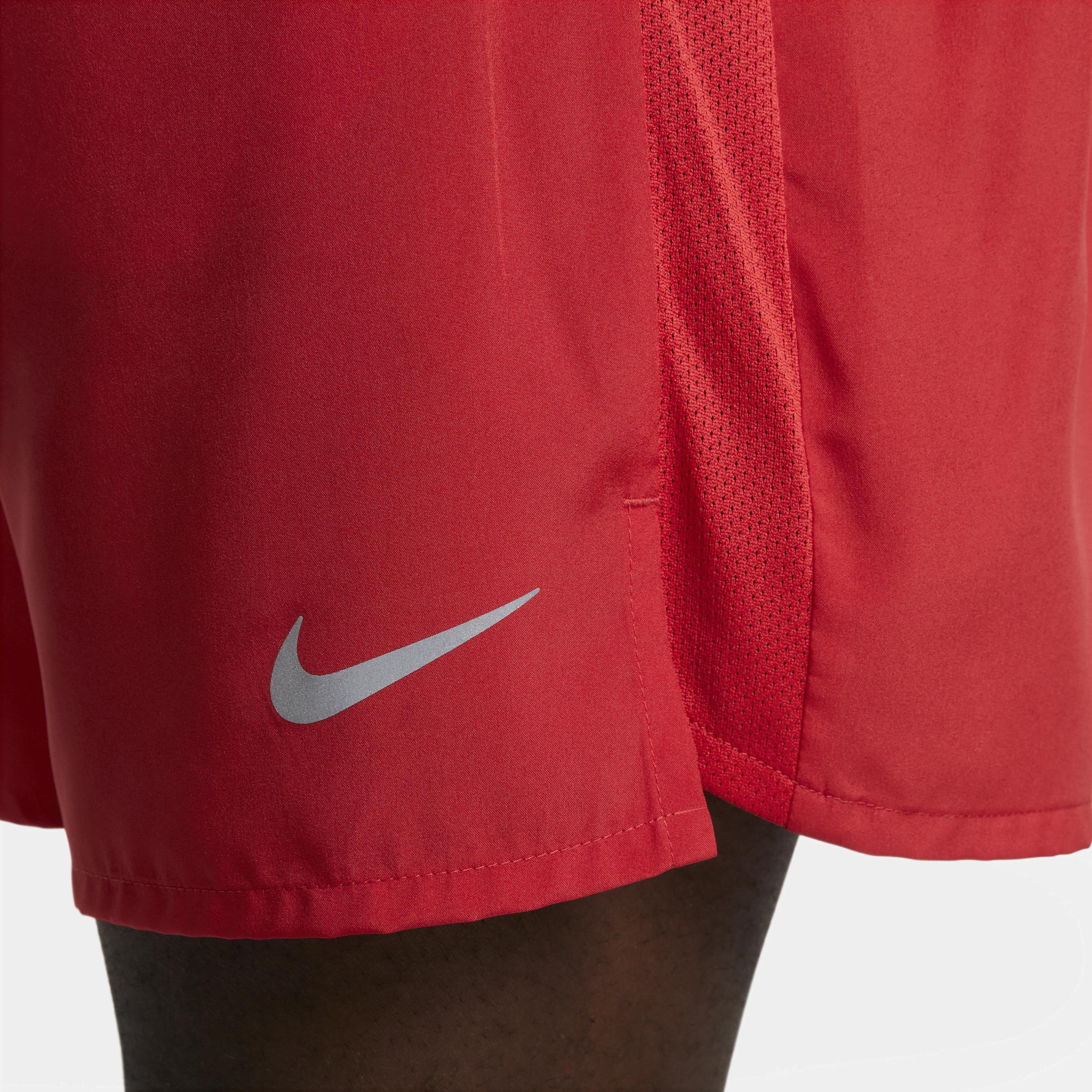 Nike Men's Challenger Dri-FIT 7" Brief-Lined Running Shorts Product Image