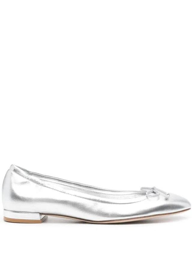 Bria Ballet Flat In Silber Product Image