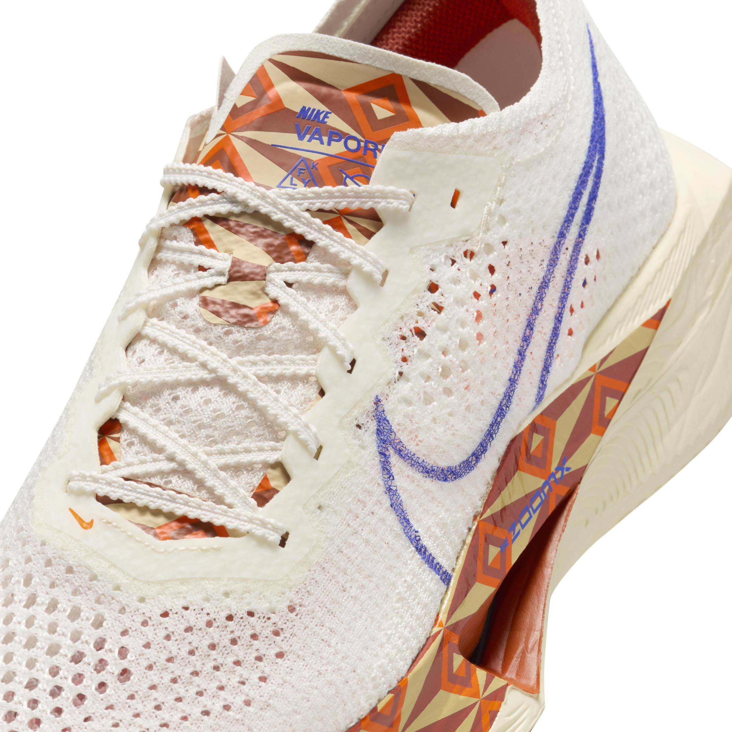 Nike Men's Vaporfly 3 Premium Road Racing Shoes Product Image