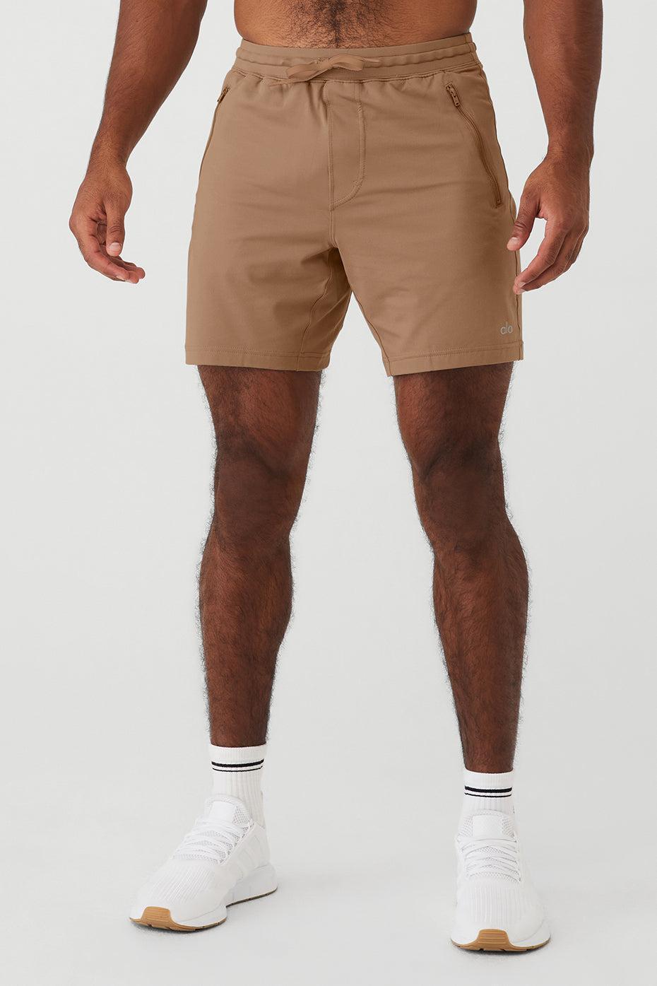 Conquer Reform Short - Gravel Male Product Image