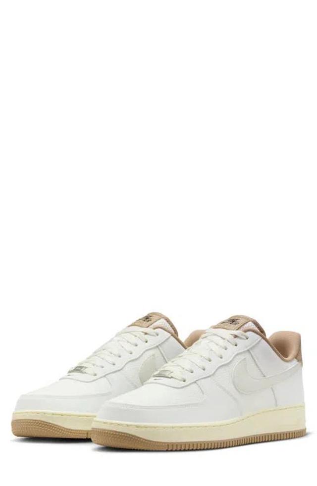 NIKE Men's Air Force 1 '07 Lv8 Winterized Low Casual Shoes In Summit White/summit White Product Image