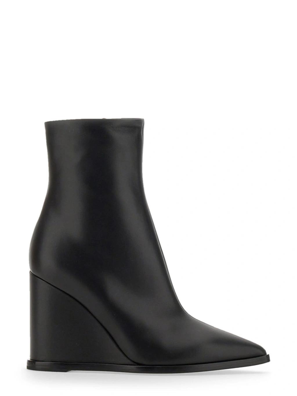 Glove Leather Wedge Boots In Black Product Image