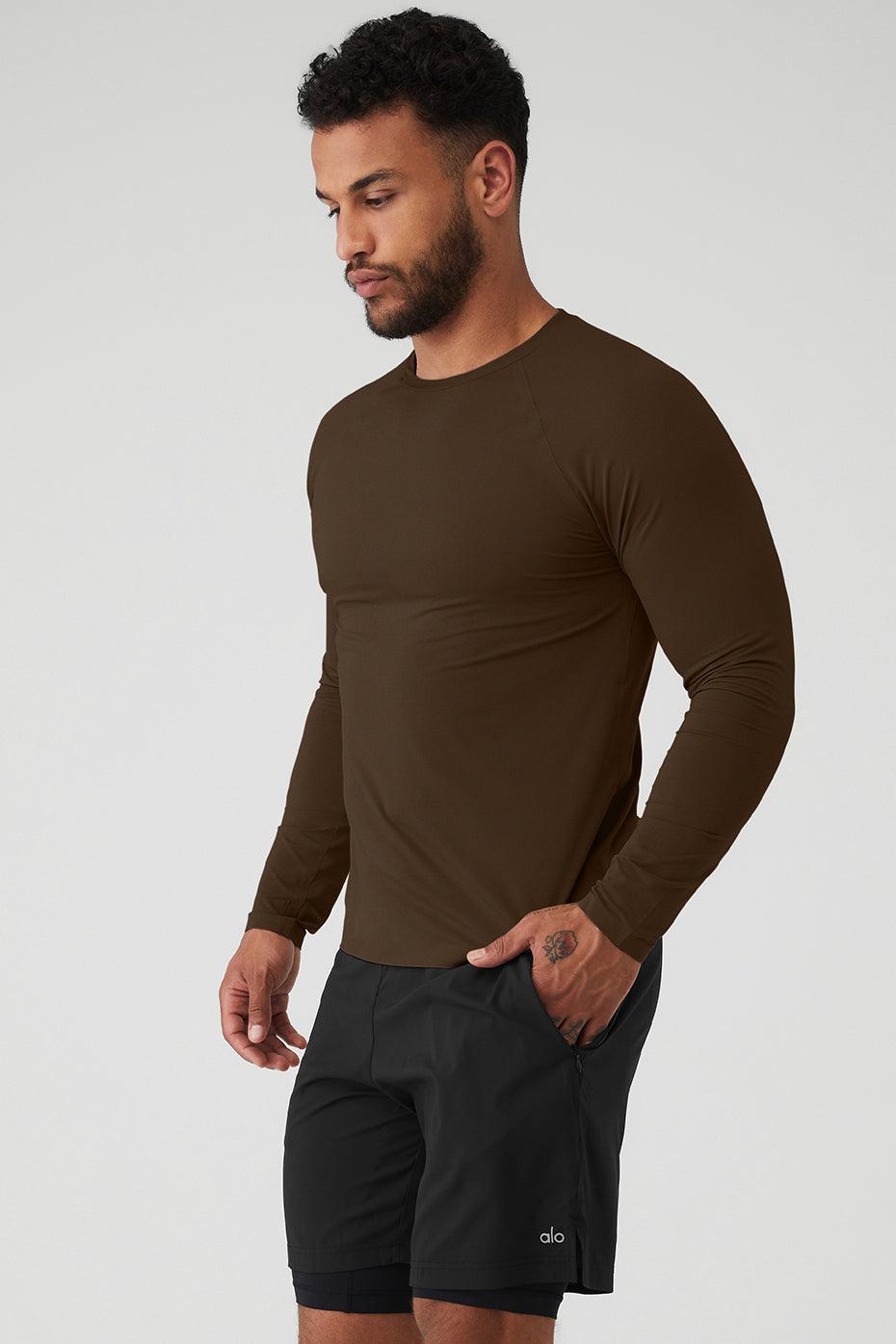 Idol Long Sleeve Performance Tee - Espresso Male Product Image