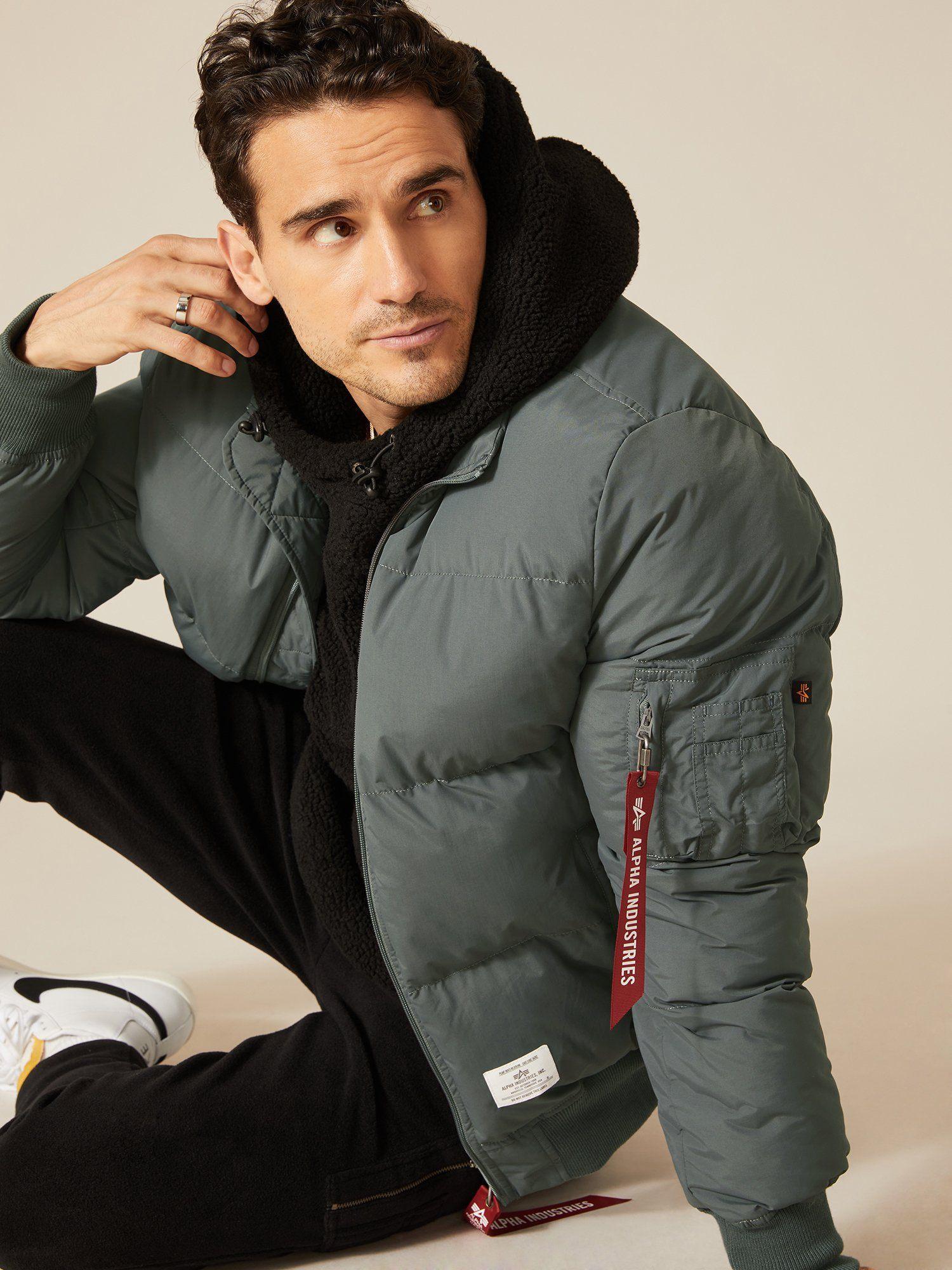 MA-1 QUILTED BOMBER JACKET Product Image