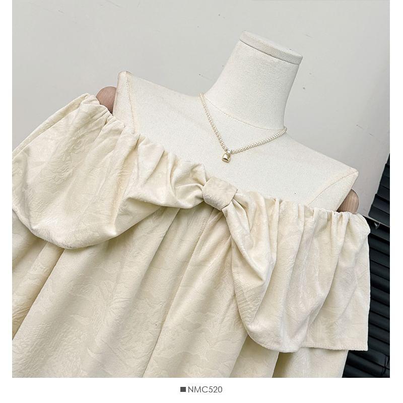 Details Off-Shoulder Slited Loose Blouse Product Image