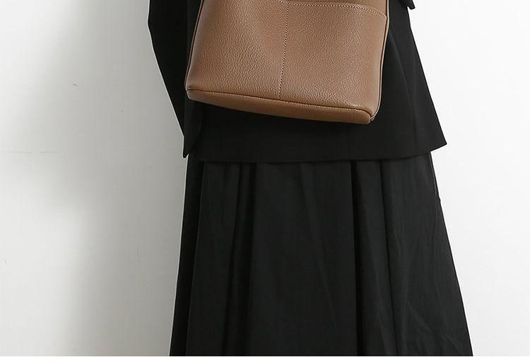 Plain Faux Leather Tote Bag Product Image