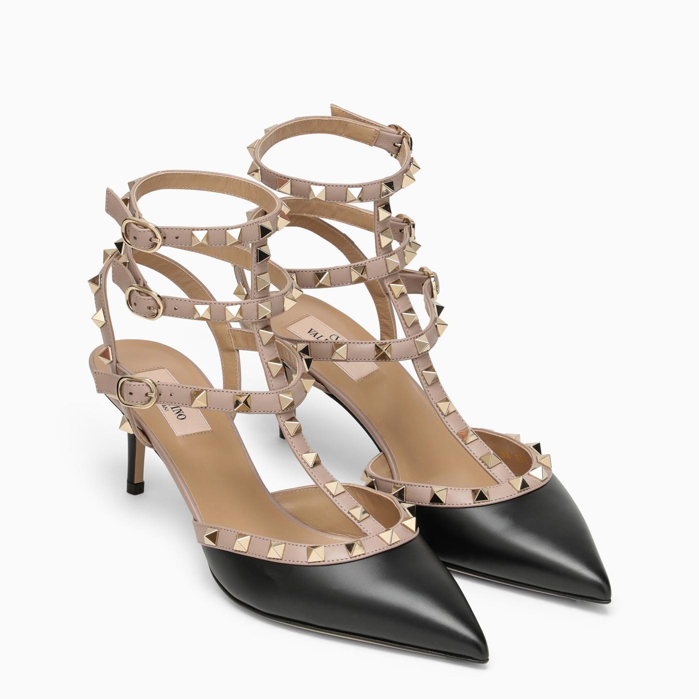 VALENTINO GARAVANI Rockstud Pump In Black Product Image