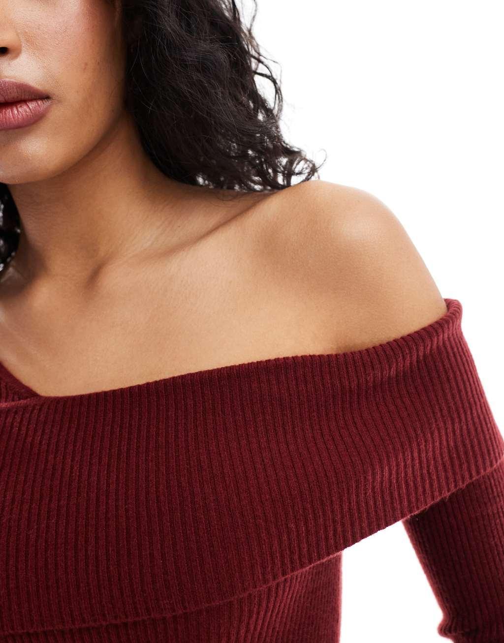 Miss Selfridge asymmetric knit rib long sleeve top in burgundy Product Image