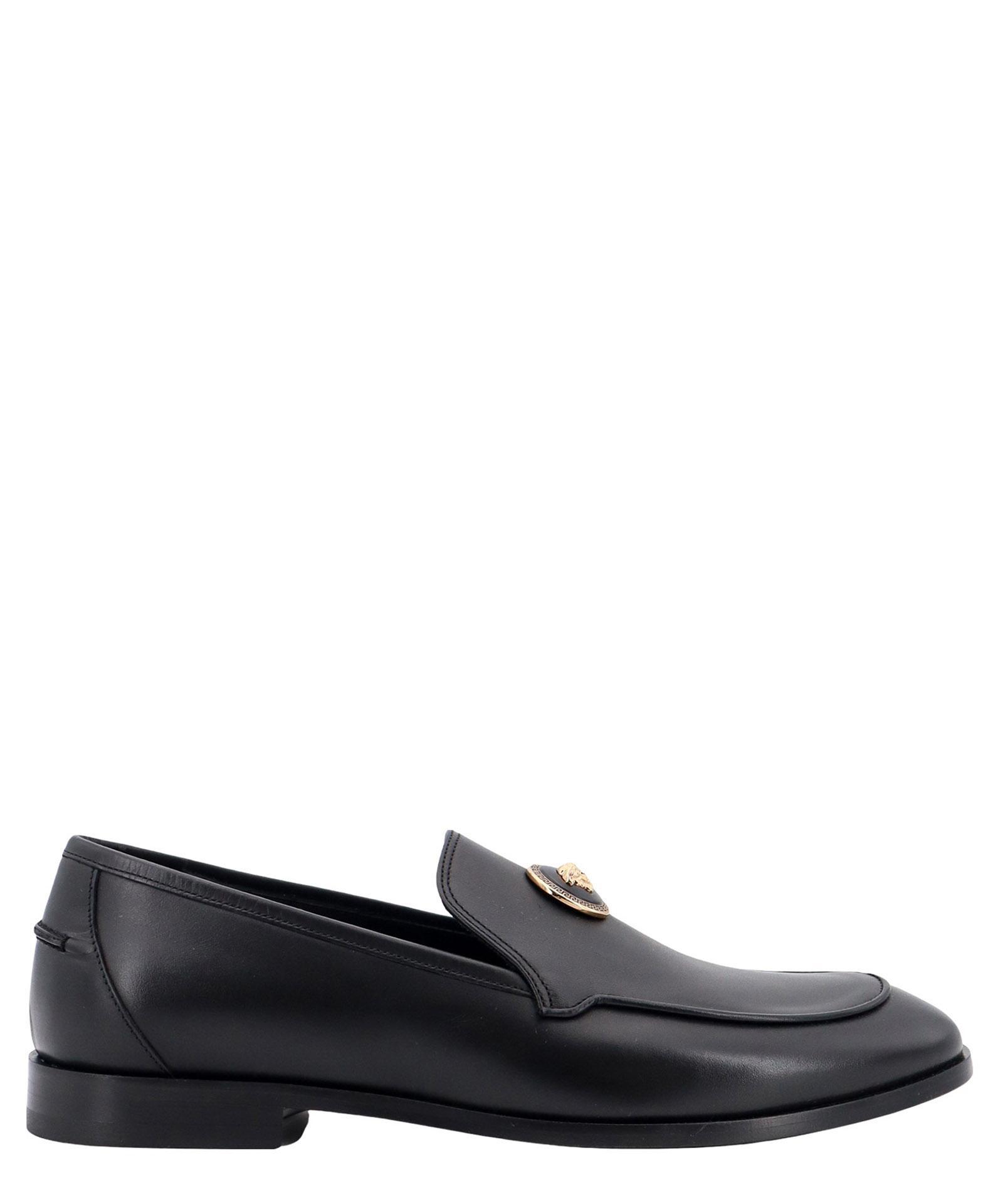 Loafers In Black Product Image