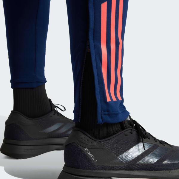 Manchester United Tiro 24 Training Pants Product Image