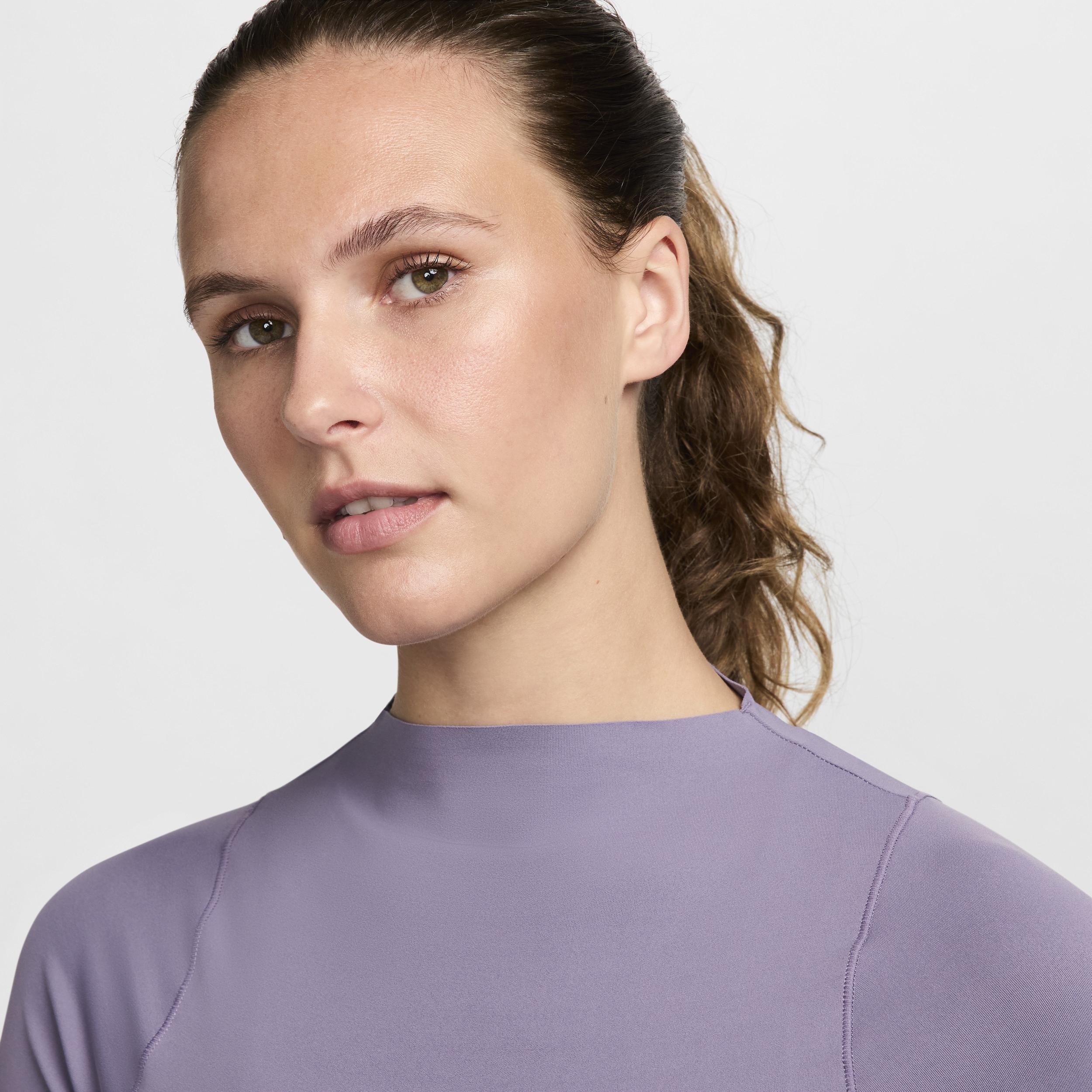 Nike Women's Zenvy Dri-FIT Long-Sleeve Top Product Image