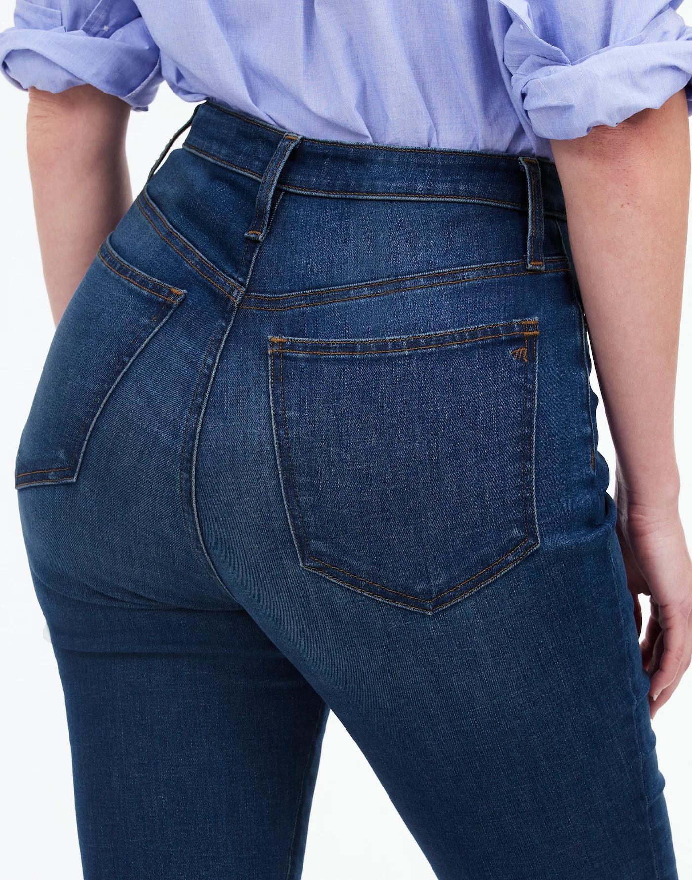 Curvy 10" High-Rise Skinny Jeans in Alabara Wash Product Image