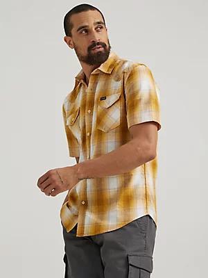 Men's Short Sleeve Plaid Shirt | Men's SHIRTS | Wrangler® Product Image