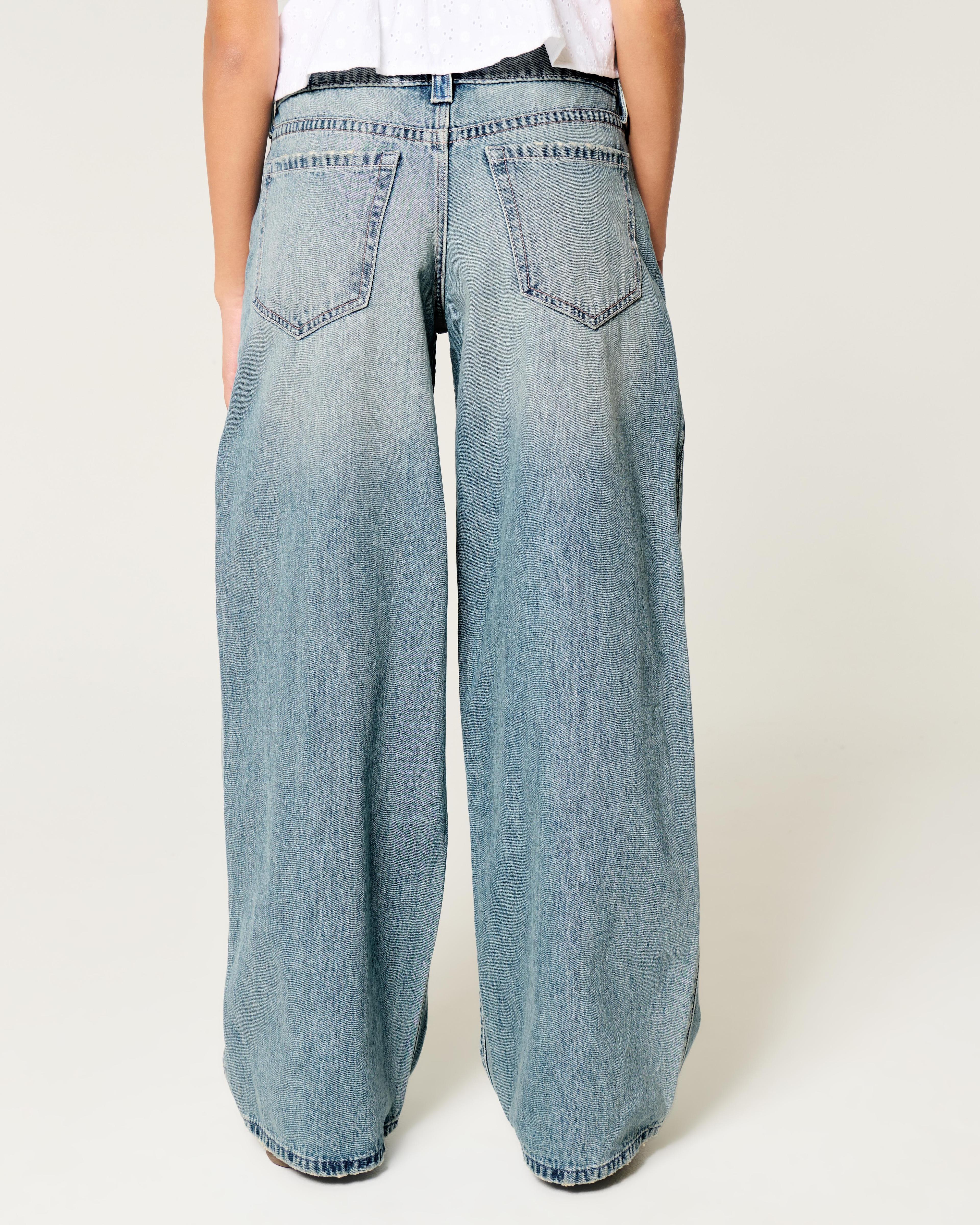 Low-Rise Medium Wash Super Baggy Jeans Product Image