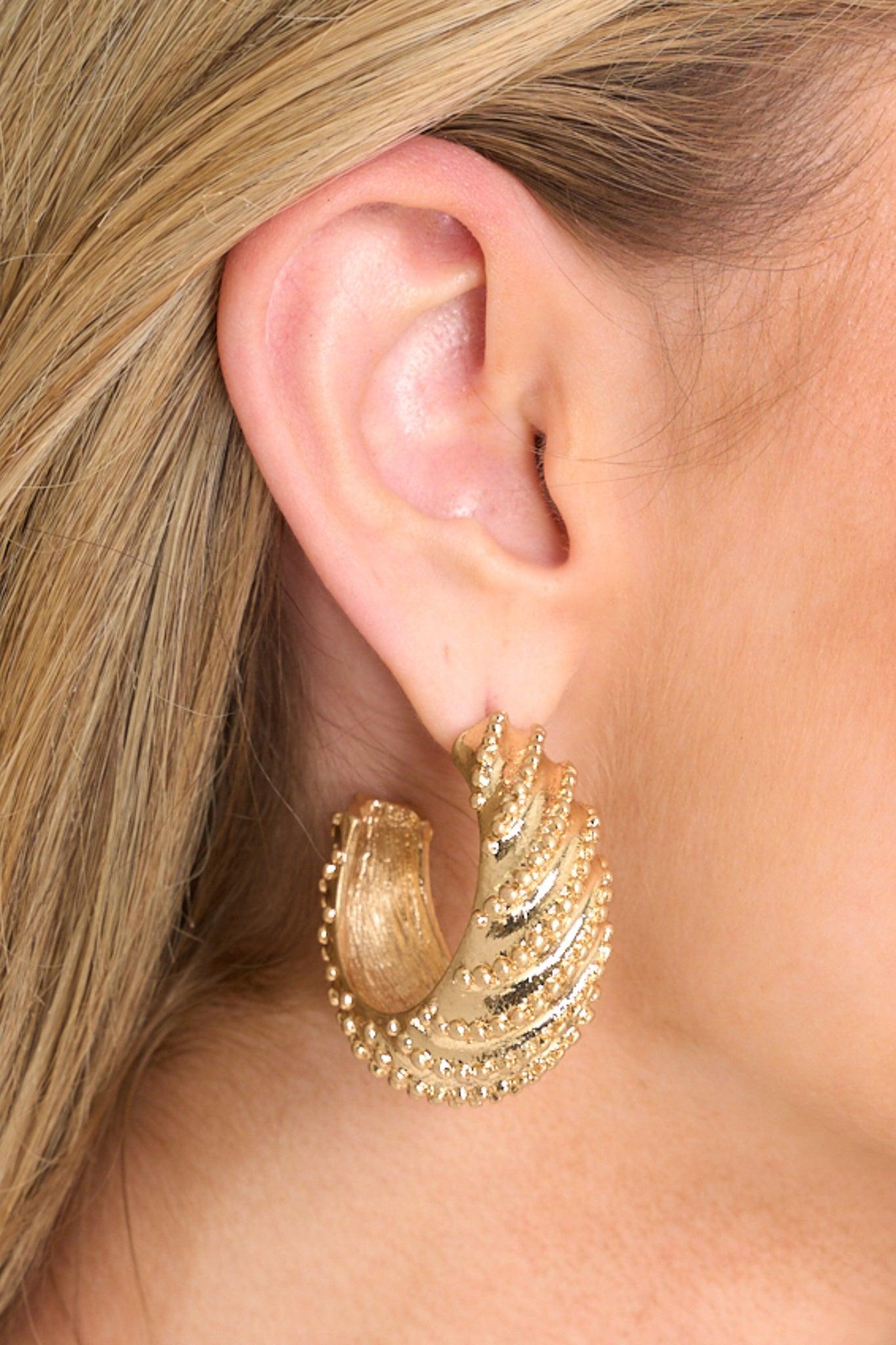 Upscale Energy Gold Hoop Earrings Product Image