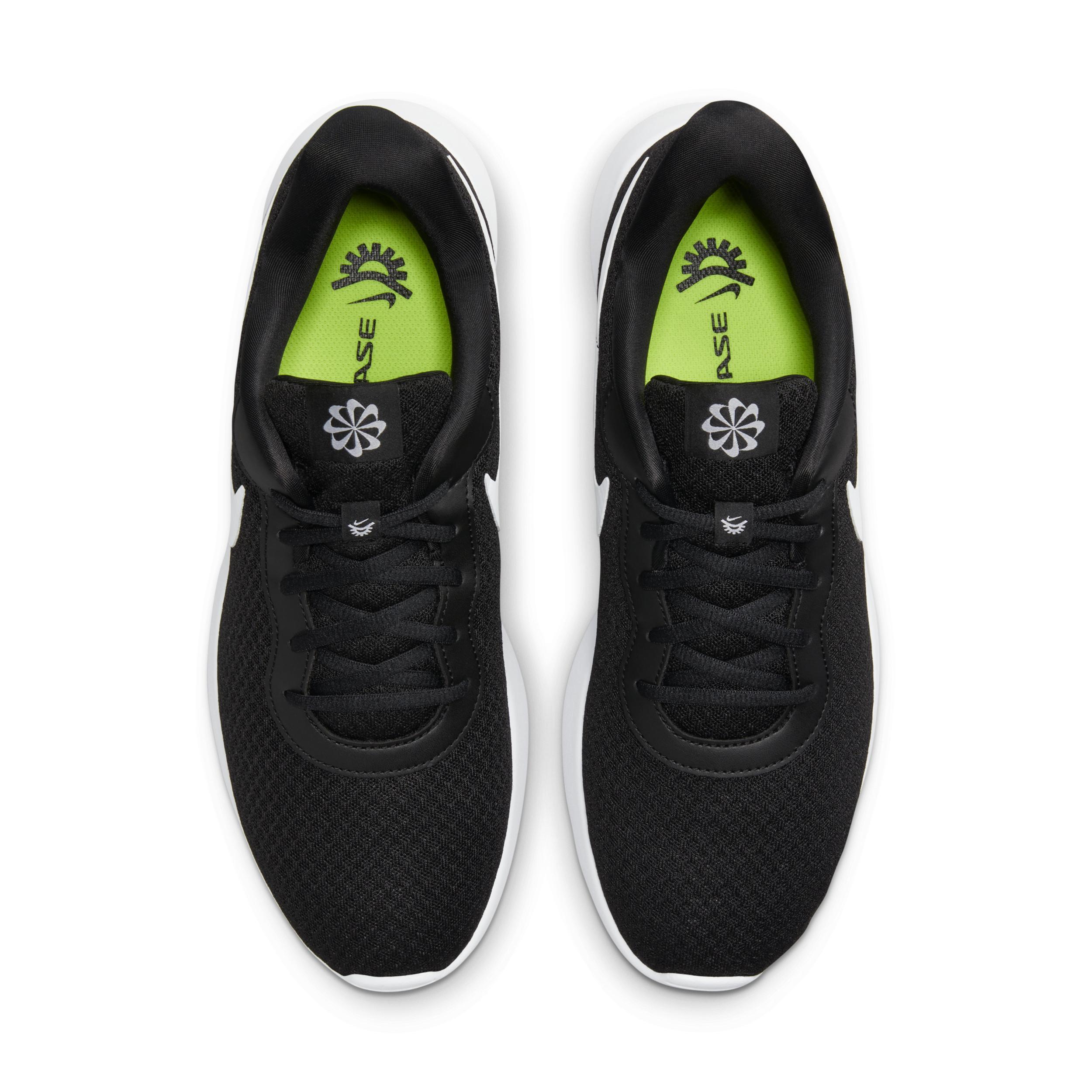 Nike Men's Tanjun EasyOn Shoes Product Image