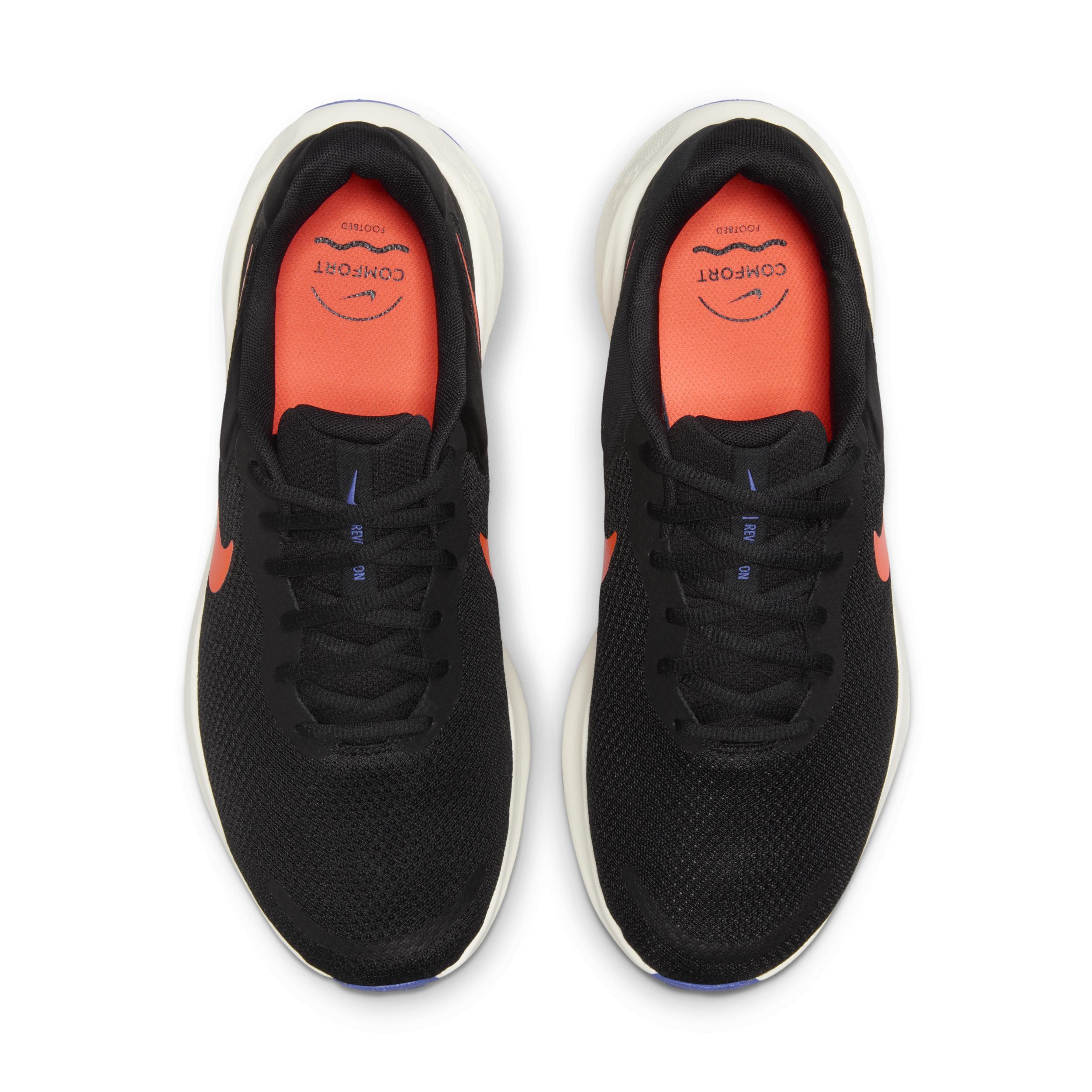 Nike Mens Revolution 7 Road Running Shoes (Extra Wide) Product Image