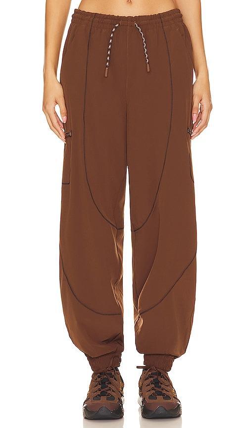 Women's Jordan Sport Tunnel Pants Product Image