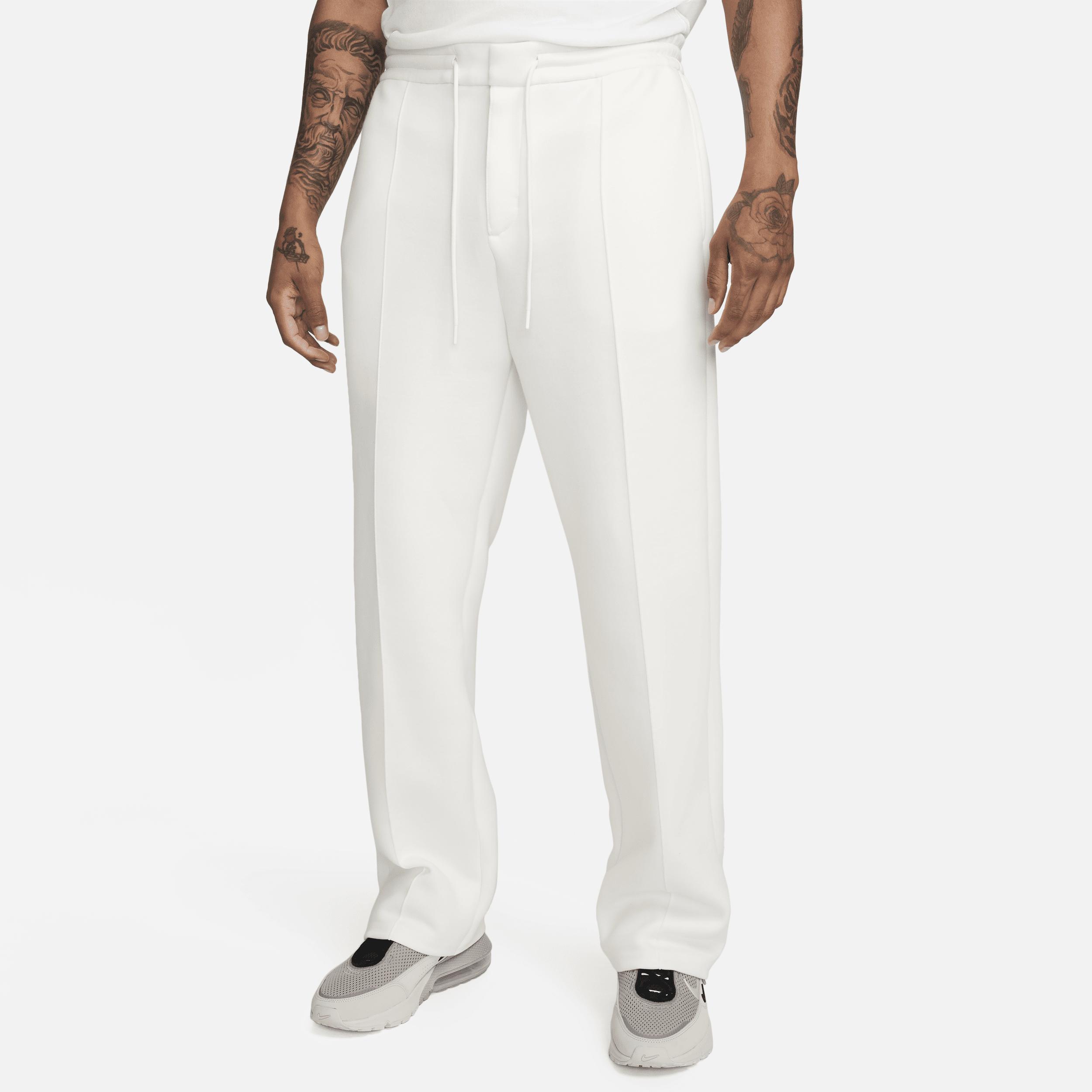 Men's Nike Sportswear Tech Fleece Reimagined Loose Fit Open Hem Sweatpants Product Image