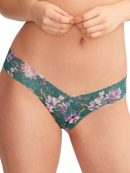 Printed Low-Rise Signature Lace Thong Product Image