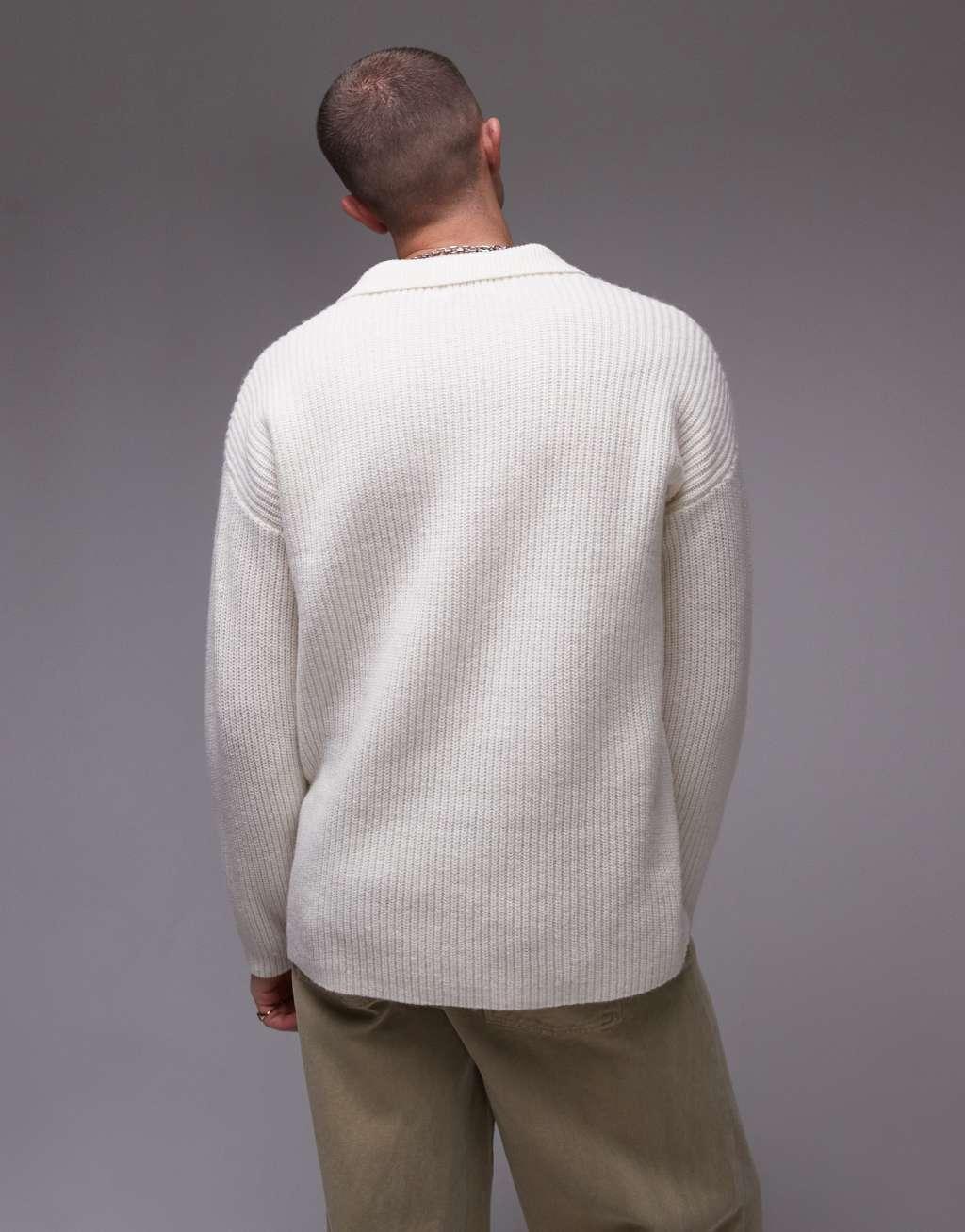 Topman relaxed fit lambswool crew neck sweater in ecru Product Image