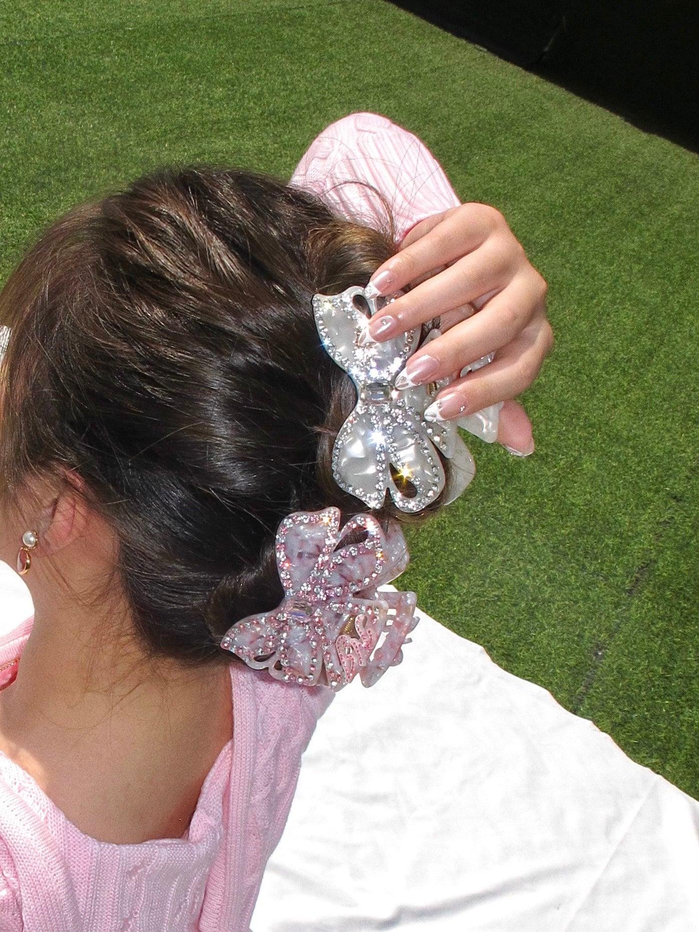 Ariella Hair Clip (White) Product Image