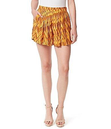 Coordinating Lynnie High Rise Printed Pleated Shorts Product Image