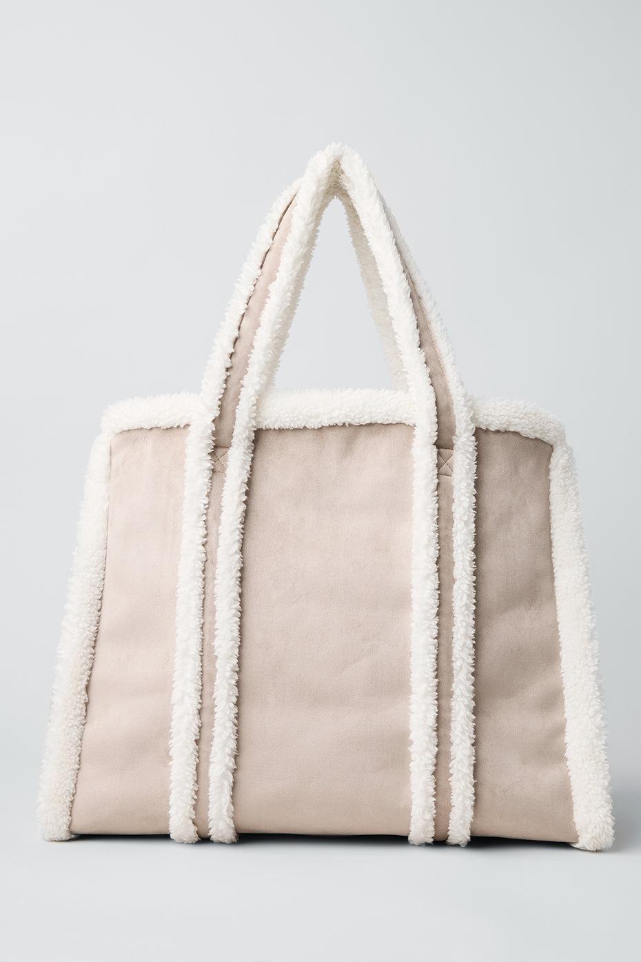 Winterfun Tote Bag - Oat/Ivory Female Product Image