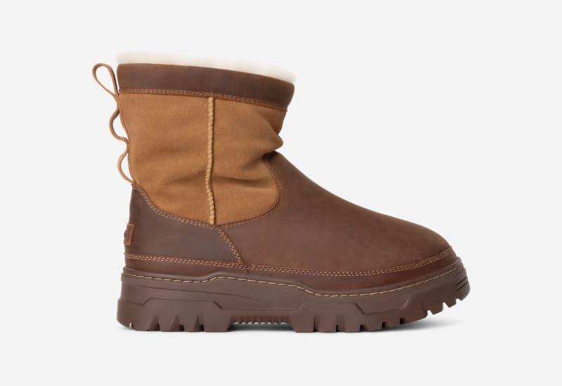 UGG Mens Heritage Pull-On TrailGazer Sheepskin Classic Boots Product Image