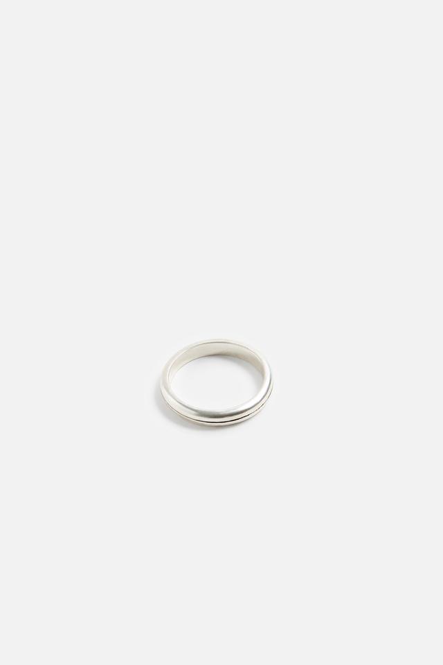 ENGRAVED MINIMALIST RING Product Image