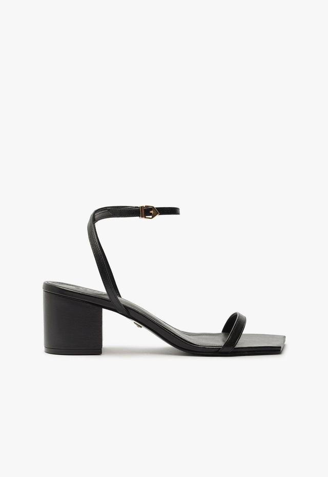 Kendall Sandal Female Product Image